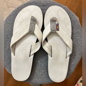 Rainbow sandals size 7/8